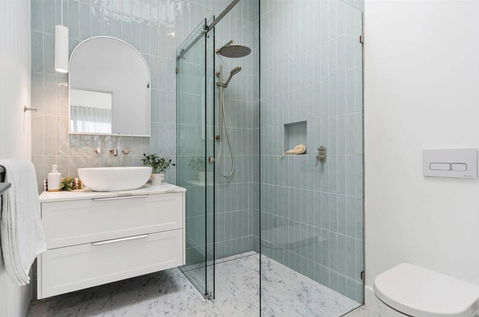 RONA1.7_ENSUITE