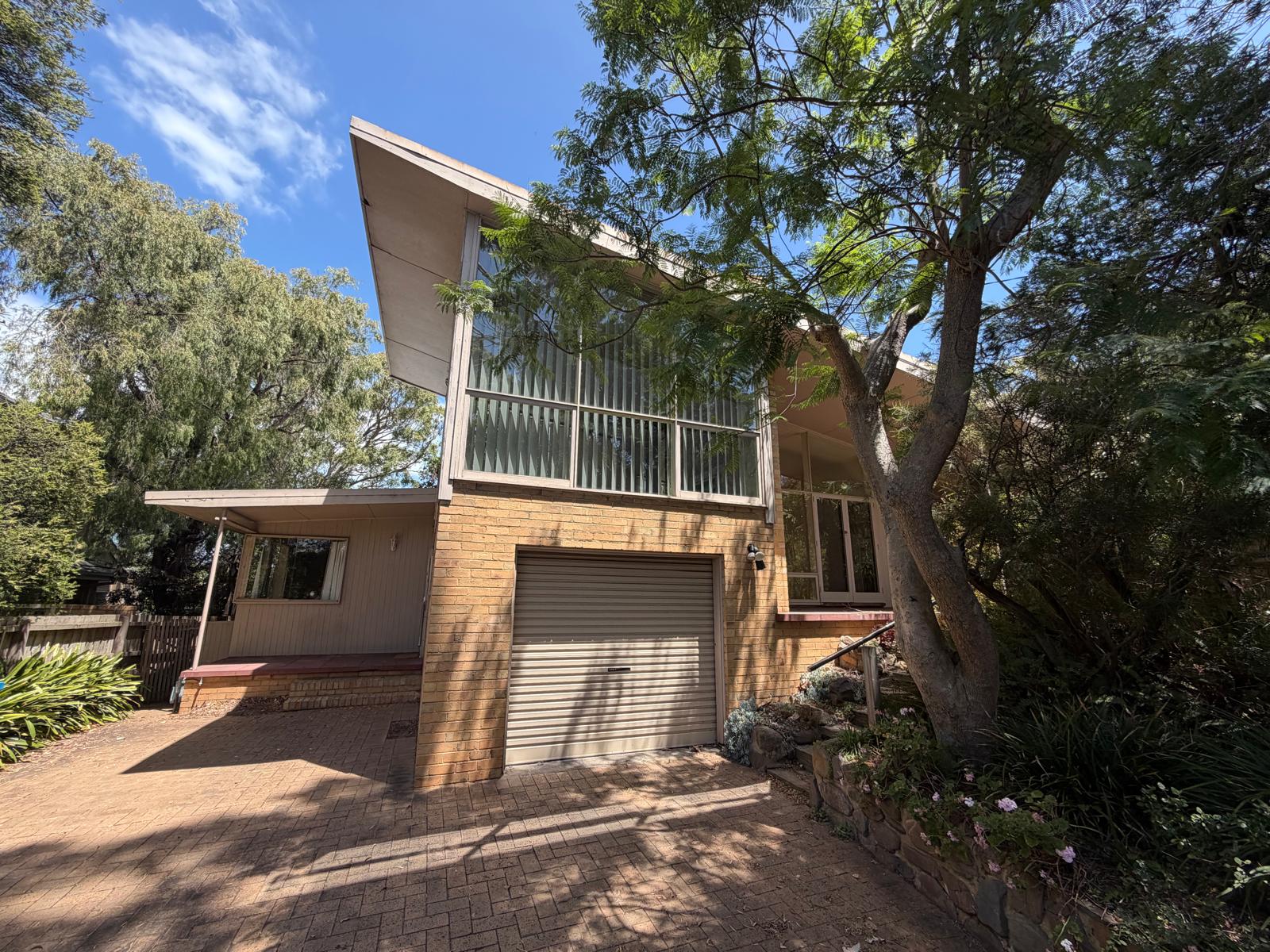 16 GRAMATAN AVE, BEAUMARIS
